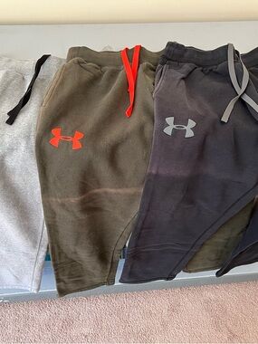 Lot of 3 Under Armour Men’s Sweatpants Joggers with Logo
